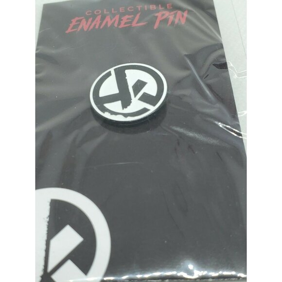 "Huntakiller" Collectible Black & White Round Enamel Lapel Pin – Classic Design - Picture 11 of 12